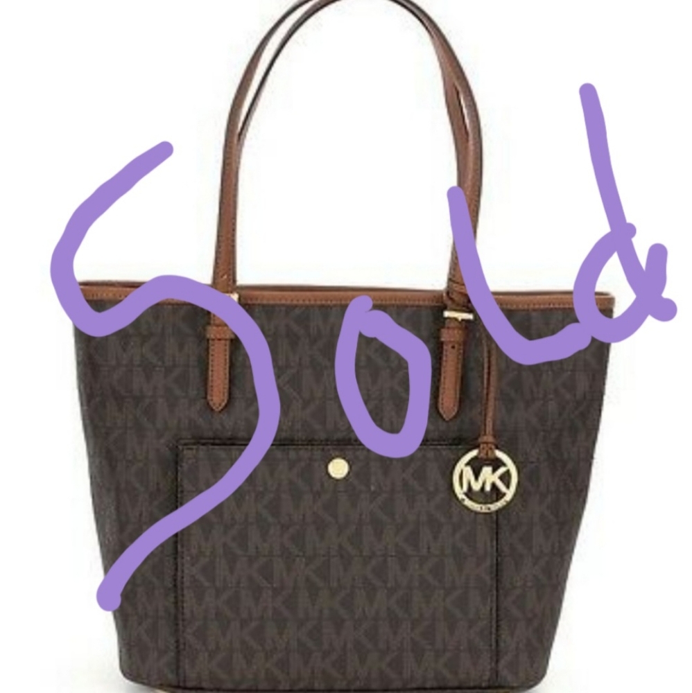 Michael Kors Signature Snap Tote